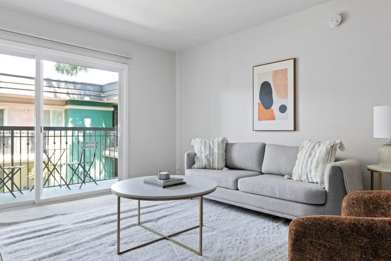 Apartment Burbank 1br W Wd Pool Gym Nr Wf Tj Lax-720 *