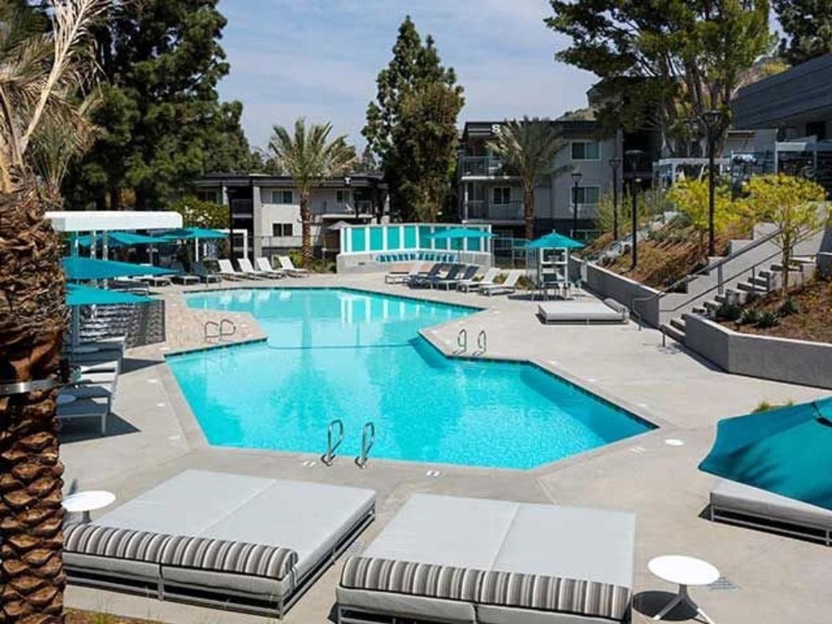 Burbank 1br W Wd Pool Gym Nr Wf Tj Lax-720 *