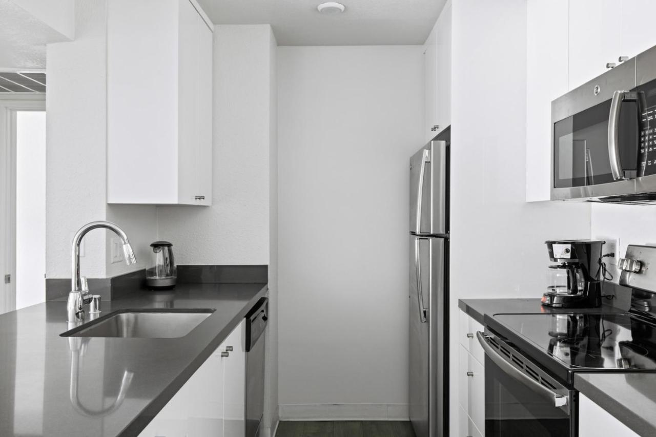 Burbank 1br W Wd Pool Gym Nr Wf Tj Lax-720 * Los Angeles