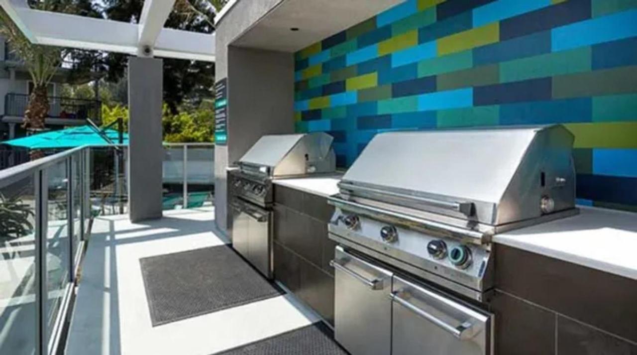 Burbank 1br W Wd Pool Gym Nr Wf Tj Lax-720 Los Angeles
